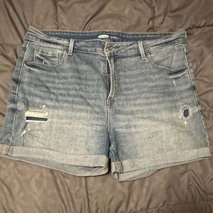 women's size 16 Old Navy Light Blue Jean Shorts